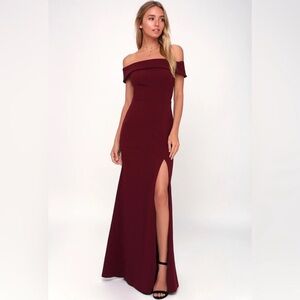 NWOT Lulus Aveline Burgundy Off-the-Shoulder Maxi Dress Size L